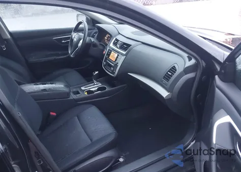 2016 Nissan Altima 2.5/2.5 S/2.5 Sl/2.5 Sr/2.5 Sv из США, поврежденный, VIN 1N4AL3AP3GN350766